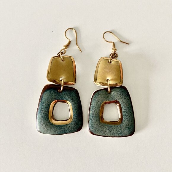 NWT Green and Yellow Stone Wear Earrings - Picture 3 of 5